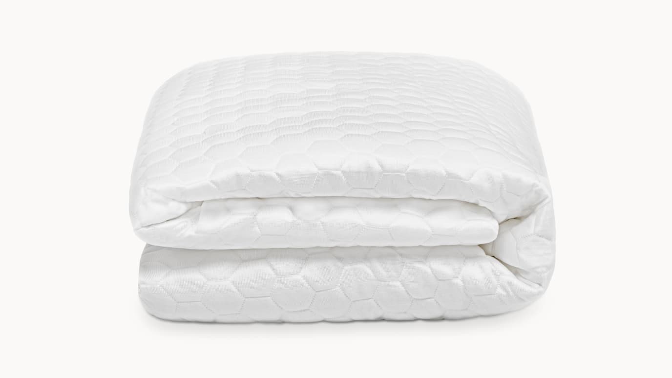 leesa-16-9-bedding-coolingprotector