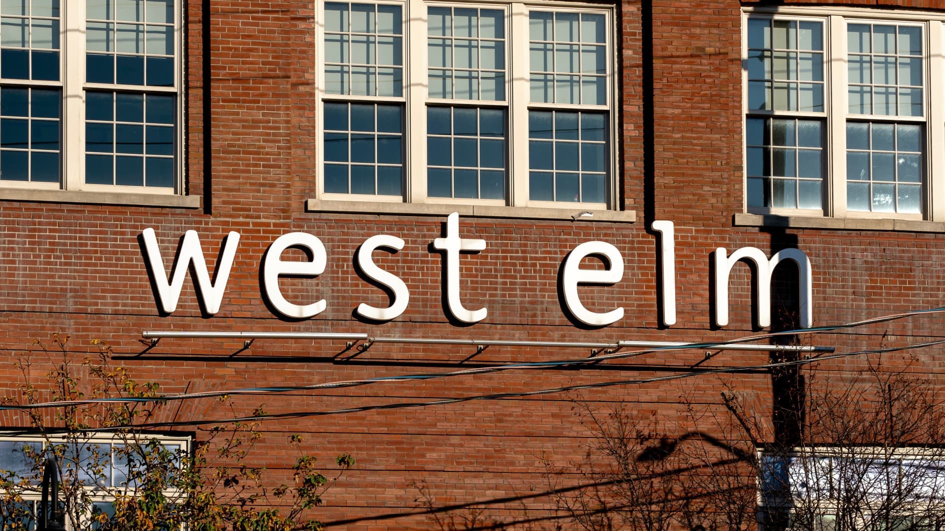 timeline-carousel-image-2017